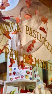 #Autumn vibes in #Canavese...
🍁🍂
#PanBelmonte
#MadeInCanavese
#Vetrine